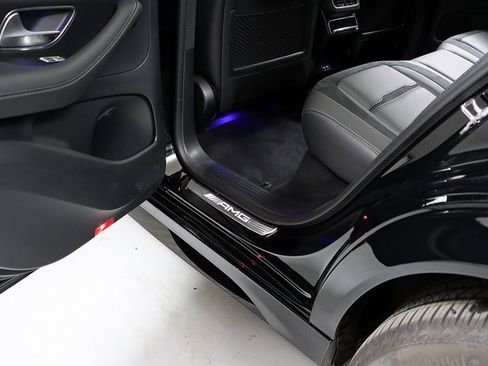 Certified 2025 Mercedes-Benz GLE 53 AMG 4MATIC image 33