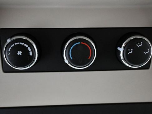 Used 2017 Dodge Grand Caravan SE w/ Power Window Group image 30