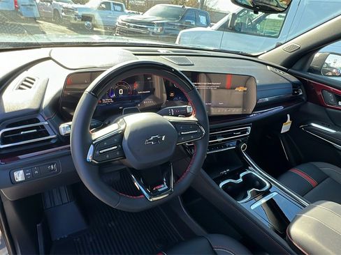 New 2026 Chevrolet Traverse RS w/ LPO, Floor Liner Package image 19