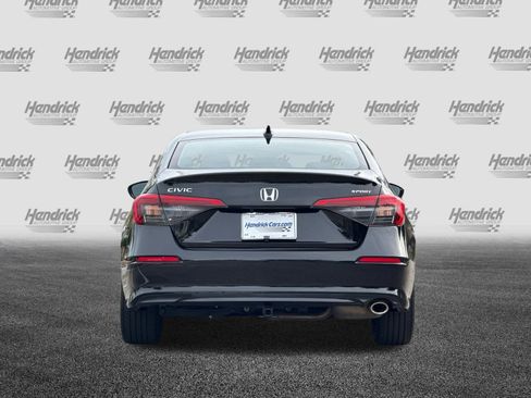 Used 2022 Honda Civic Sport image 6