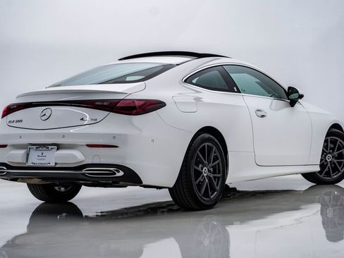 Used 2024 Mercedes-Benz CLE 300 4MATIC Coupe image 9
