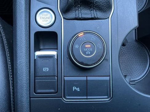 Used 2021 Volkswagen Atlas SE AWD/4WD image 27