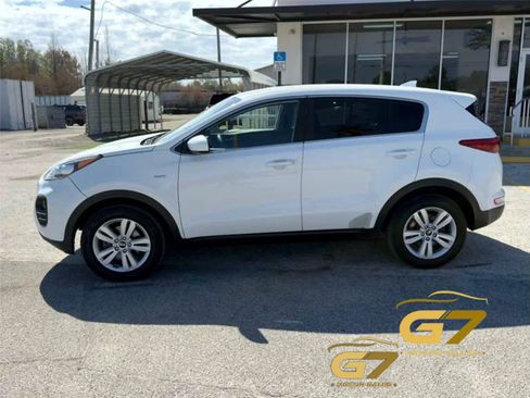 Used 2019 Kia Sportage LX AWD/4WD image 6