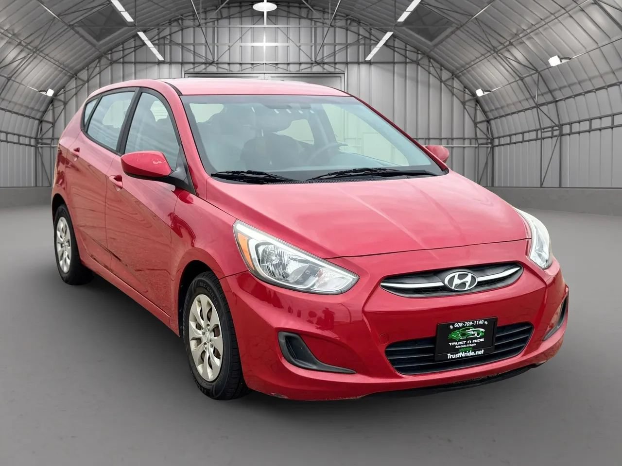 Used 2016 Hyundai Accent SE FWD image 1