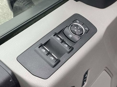 Used 2018 Ford F150 XL w/ Equipment Group 101A Mid image 16