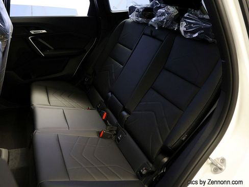 New 2026 BMW X1 xDrive28i w/ Technology Package image 12