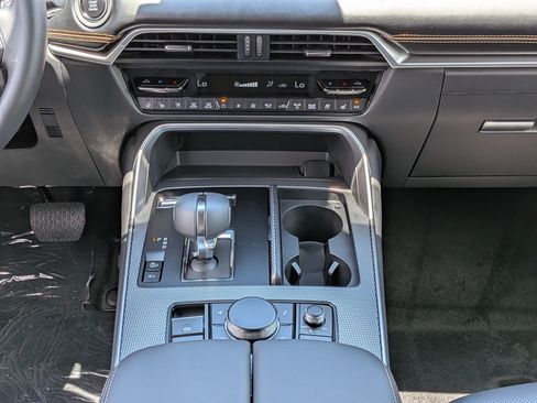 New 2026 MAZDA CX-90 Plug-In Hybrid w/Premium Sport AWD/4WD image 21
