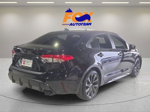 Certified 2024 Toyota Corolla SE image 4