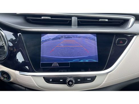 Certified 2020 Buick Encore GX Preferred w/ Cold Weather Comfort Package AWD/4WD image 19