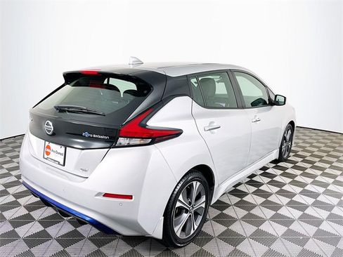 Used 2021 Nissan Leaf SV image 9