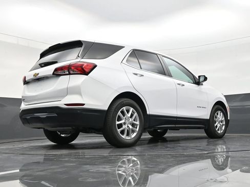 Used 2021 Chevrolet Equinox LT FWD image 21
