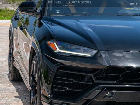 Used 2022 Lamborghini Urus AWD/4WD image 56