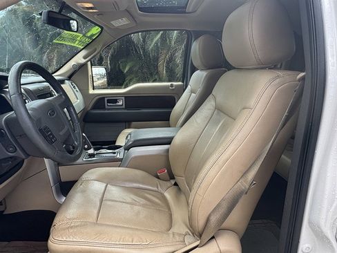 Used 2014 Ford F150 Lariat w/ Equipment Group 502A Luxury image 10