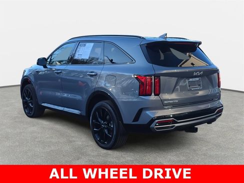 Used 2023 Kia Sorento SX image 7