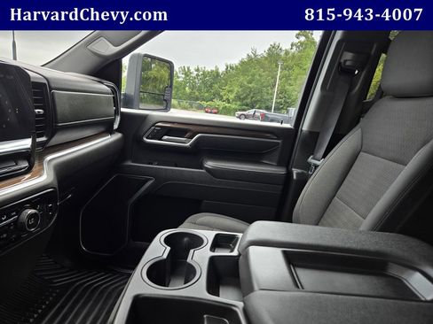 Used 2025 Chevrolet Silverado 2500 LT w/ Convenience Package AWD/4WD image 15
