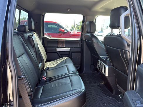 Used 2019 Ford F150 Lariat w/ Max Trailer Tow Package RWD image 11