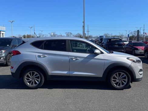 Used 2017 Hyundai Tucson SE image 8