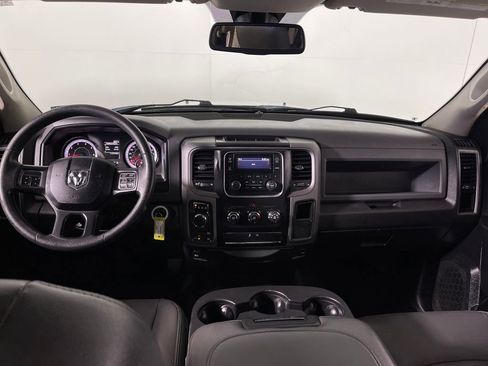 Used 2018 RAM 1500 Tradesman AWD/4WD image 14