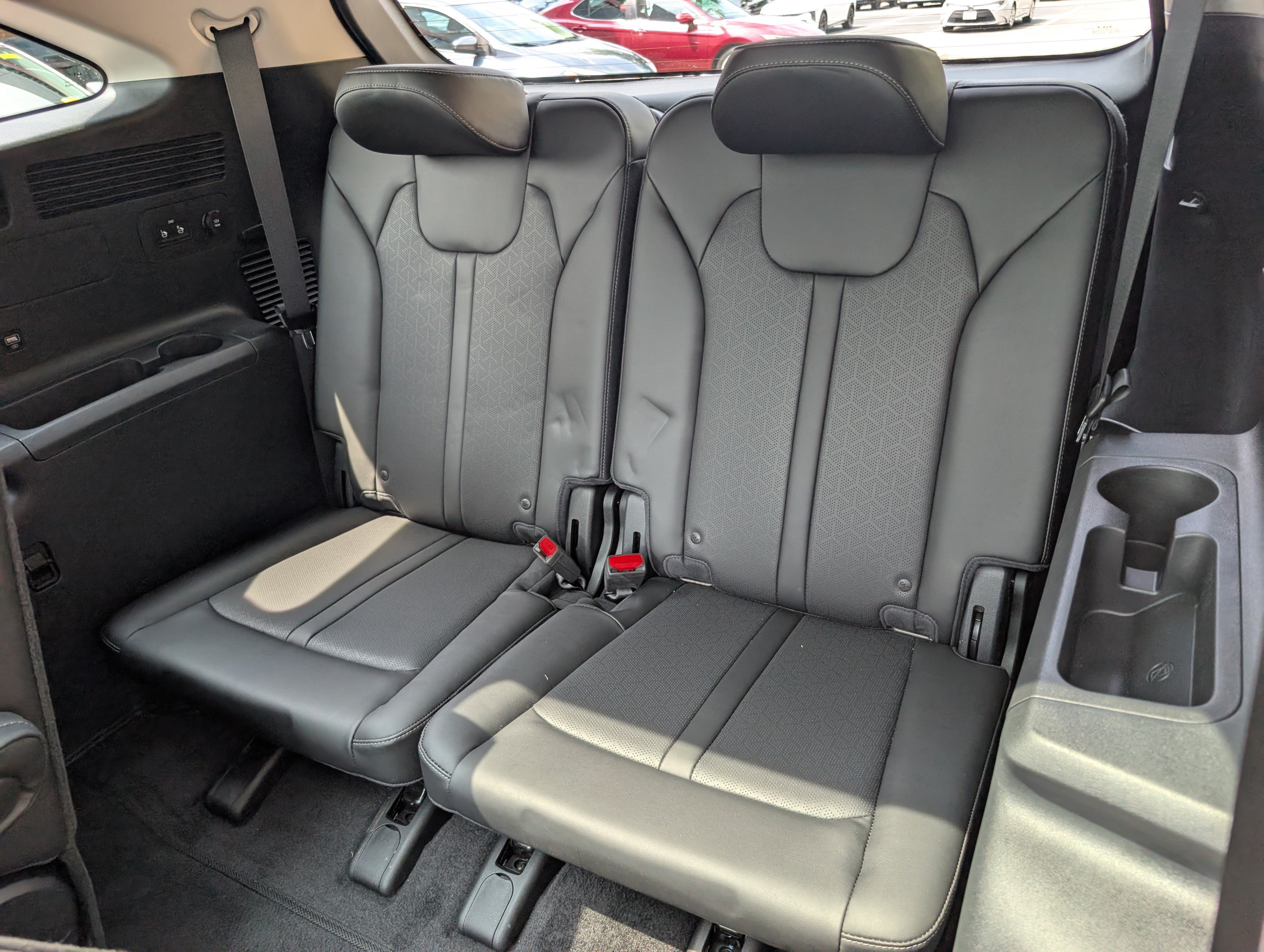 Used 2023 Kia Sorento SX AWD/4WD image 16