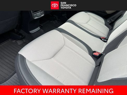 Used 2022 Subaru Forester AWD/4WD image 15