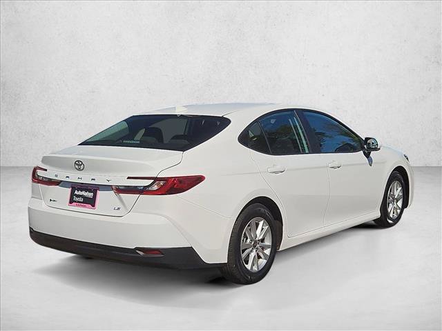 Used 2025 Toyota Camry LE FWD image 5