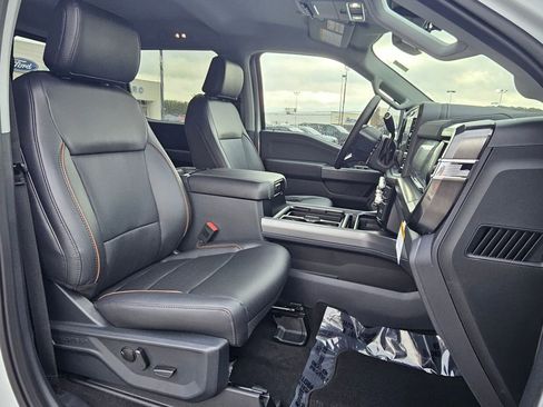 New 2026 Ford F350 Lariat w/ Lariat Premium Package image 9