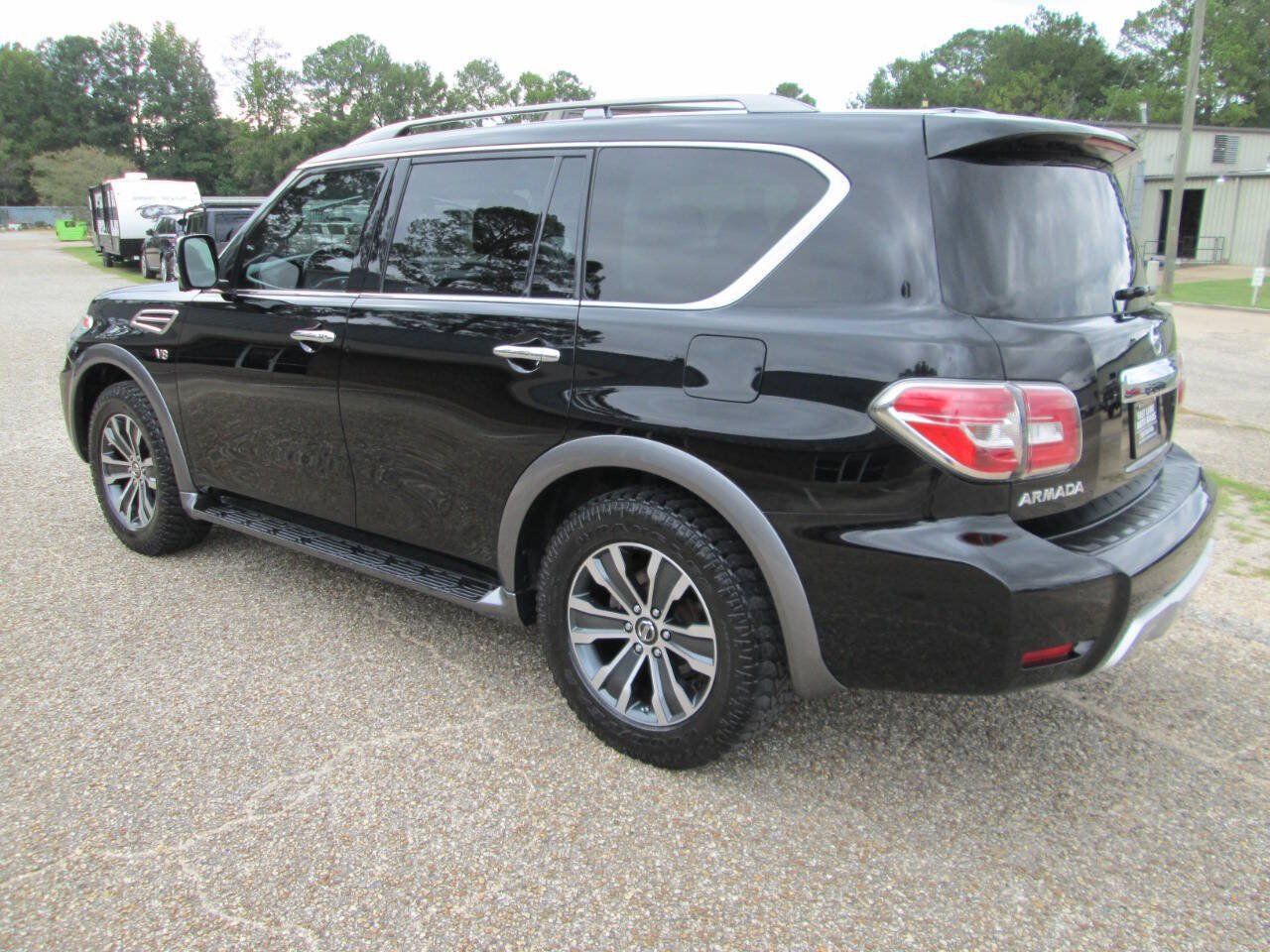 Used 2018 Nissan Armada SL w/ Moonroof Package AWD/4WD image 15