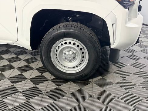 Used 2024 Toyota Tacoma SR image 10