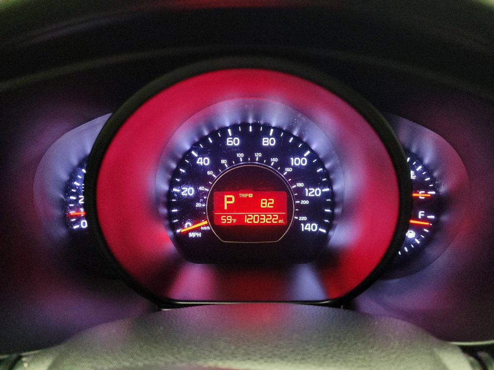 Used 2014 Kia Soul + FWD image 23