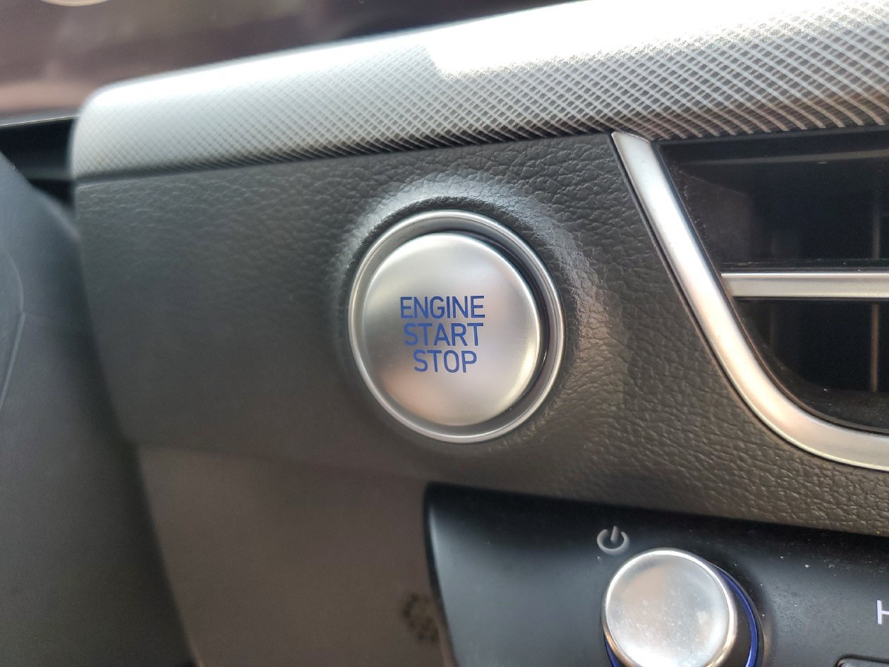 Used 2025 Hyundai Sonata SEL FWD image 23