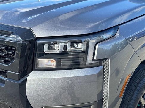 New 2026 Nissan Frontier SV image 10