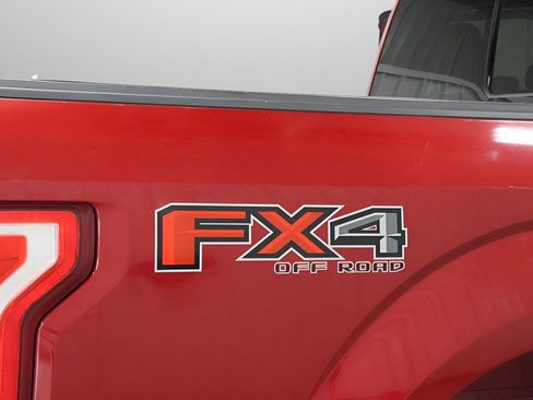 Used 2017 Ford F150 XLT w/ Equipment Group 302A Luxury AWD/4WD image 34