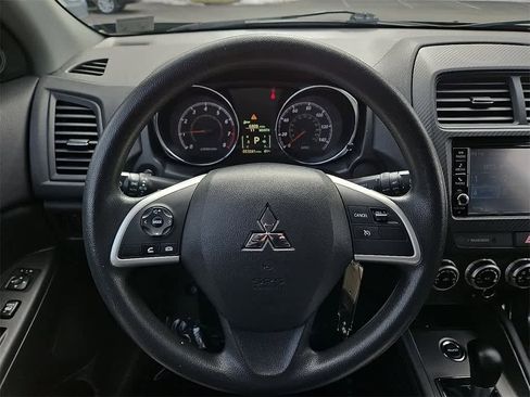 Used 2022 Mitsubishi Outlander Sport SE image 18
