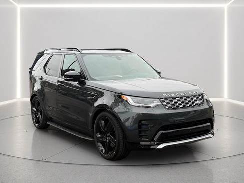 Used 2026 Land Rover Discovery Limited Edition AWD/4WD image 7