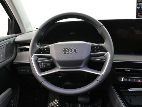 New 2026 Audi Q3 quattro 2.0T AWD/4WD image 24