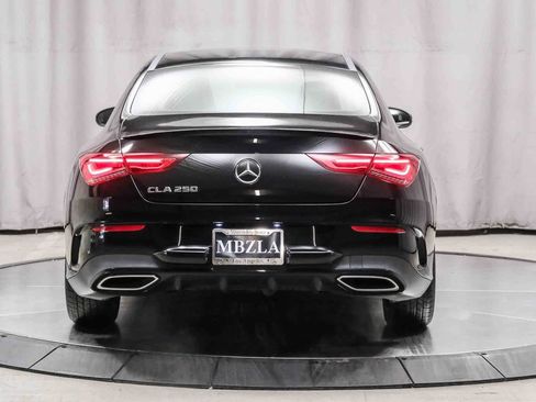 Certified 2022 Mercedes-Benz CLA 250 image 3