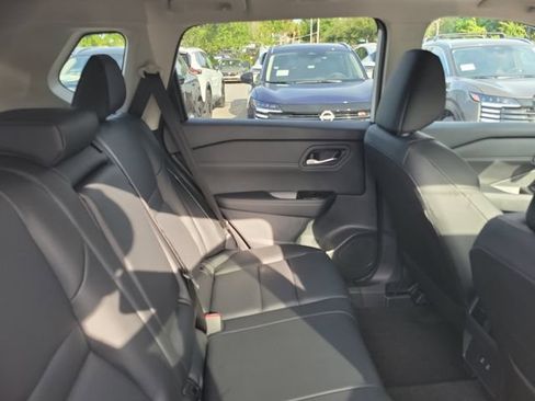 New 2026 Nissan Rogue Dark Armor AWD/4WD image 32
