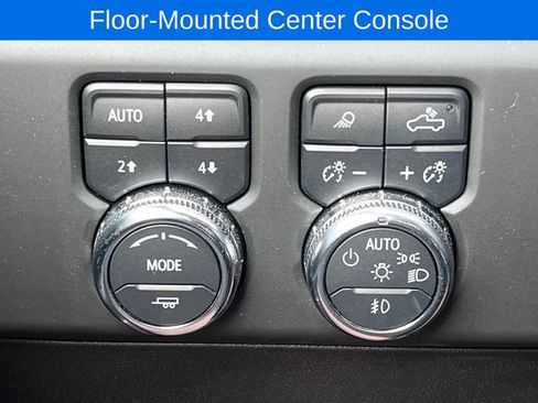 Used 2025 GMC Sierra 2500 AT4X AWD/4WD image 28