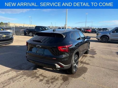 Used 2024 Chevrolet Trax RS w/ Driver Confidence Package FWD image 7