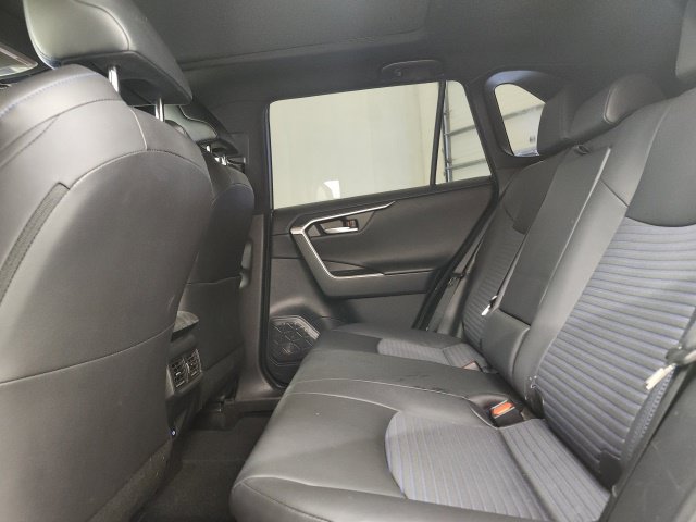 Used 2023 Toyota RAV4 XSE AWD/4WD image 10