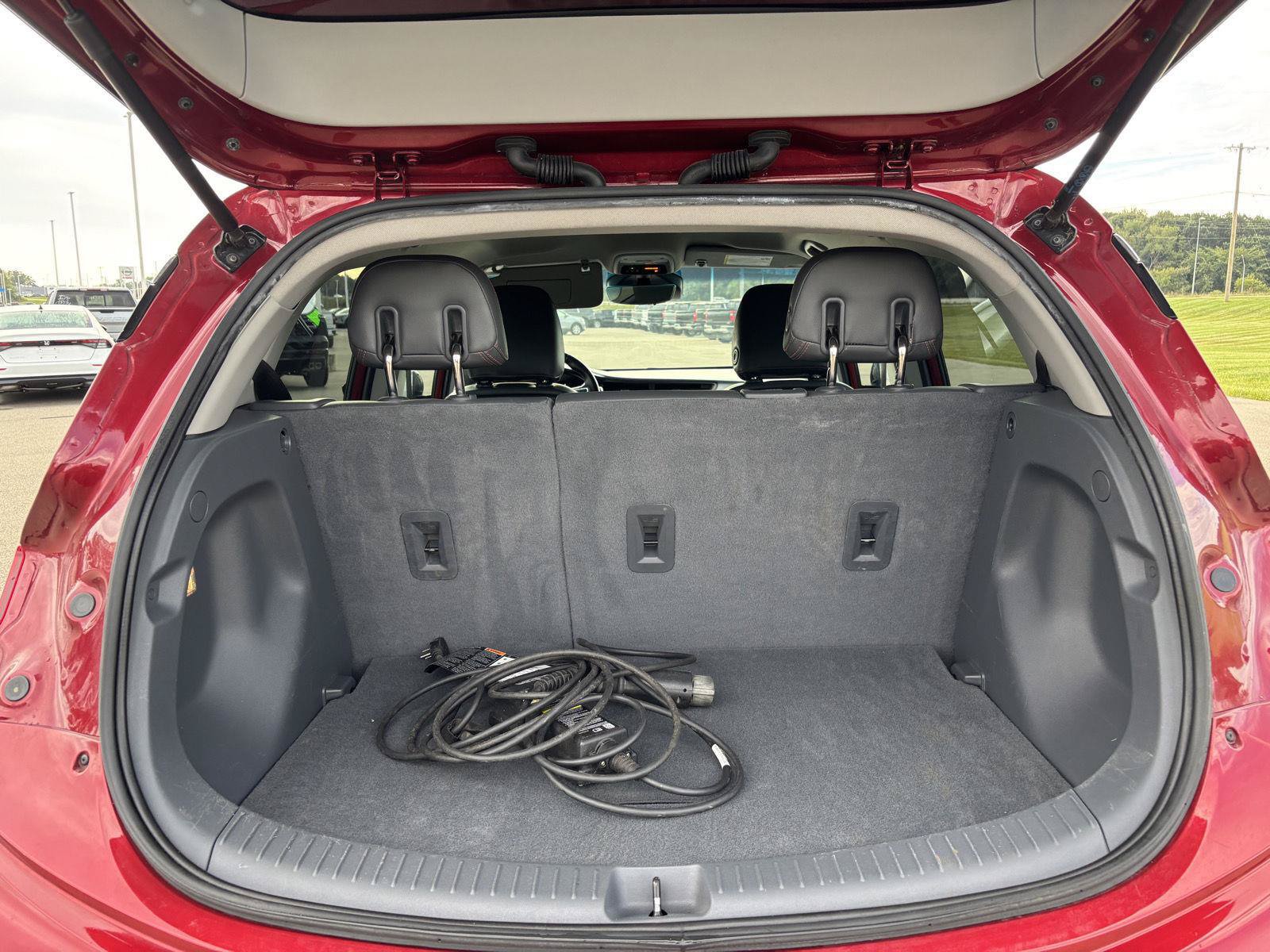Used 2021 Chevrolet Bolt Premier w/ Infotainment Package FWD image 13