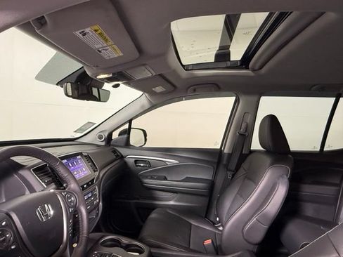 Used 2023 Honda Ridgeline RTL-E image 35