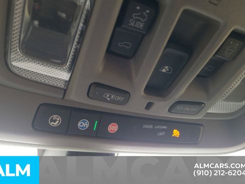 Used 2021 GMC Sierra 1500 Elevation w/ Preferred Package image 38