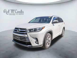 Used 2017 Toyota Highlander Limited Platinum image 1