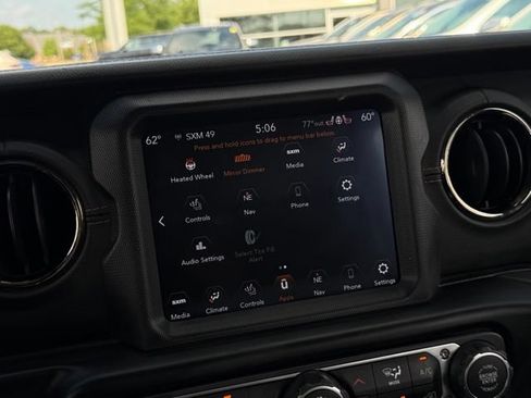 Used 2021 Jeep Wrangler Unlimited Sahara AWD/4WD image 20