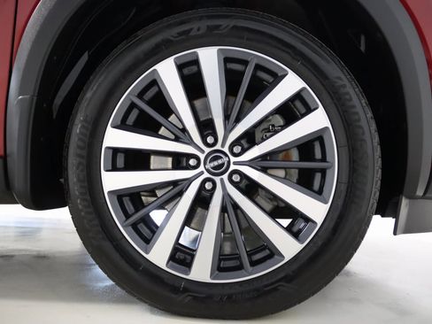 Used 2022 Nissan Pathfinder Platinum w/ Cargo Package image 78