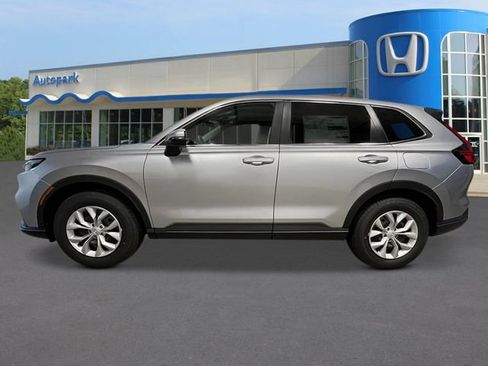 Used 2025 Honda CR-V LX image 2