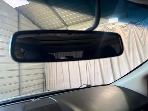 Used 2013 Ford Edge SEL FWD image 23