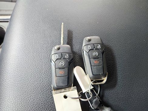 Used 2022 Ford F250 Lariat w/ Lariat Value Package image 38