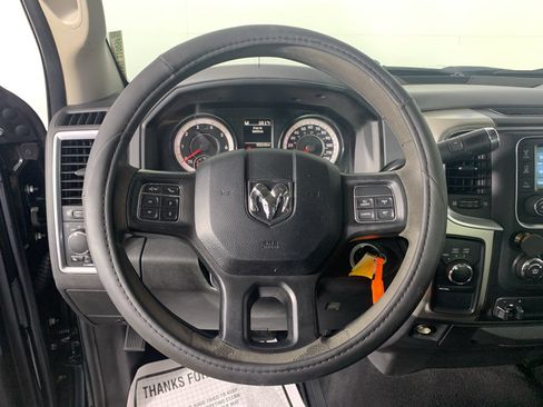Used 2018 RAM 2500 SLT AWD/4WD image 19